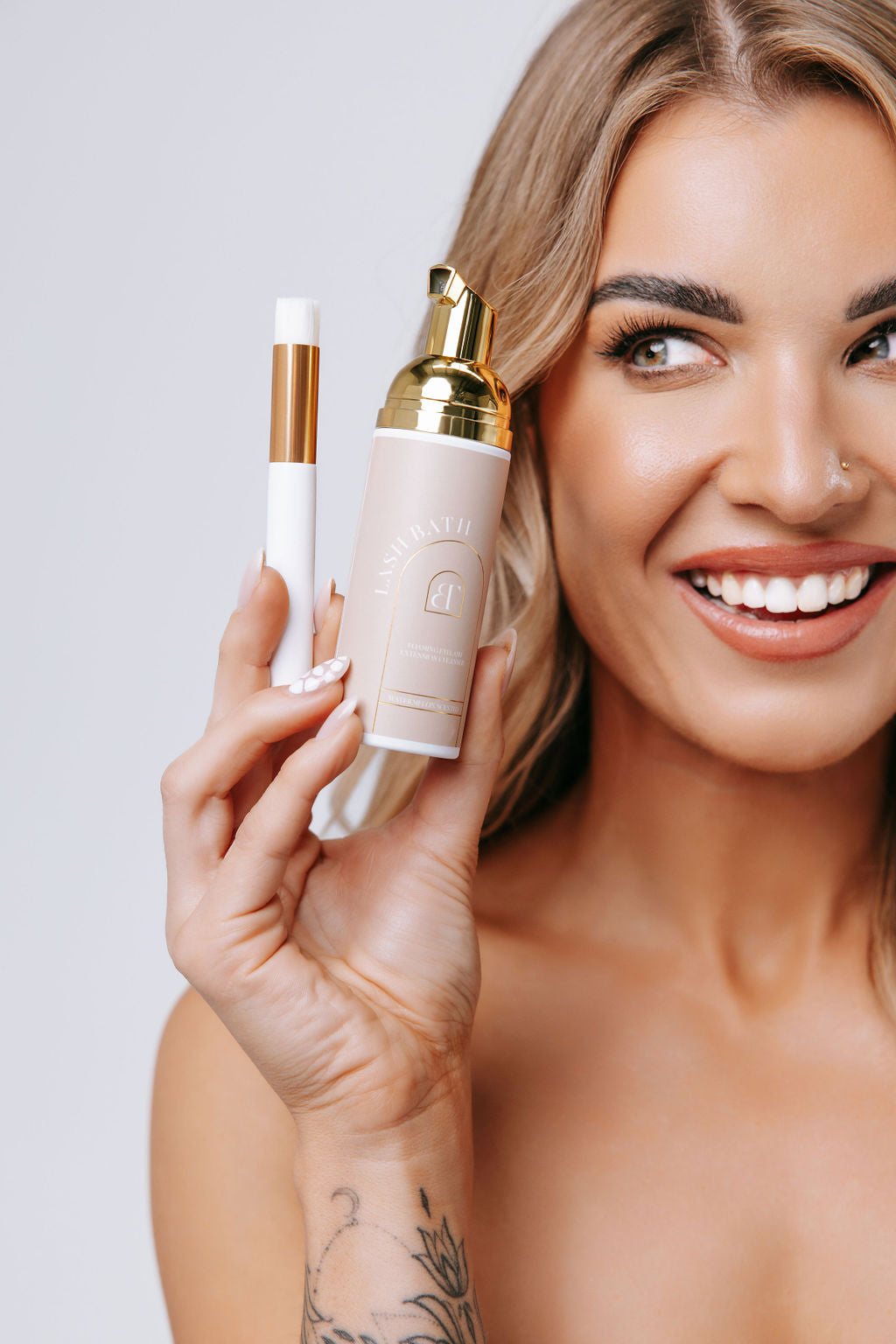 Lash Bath & Kabuki brush kit